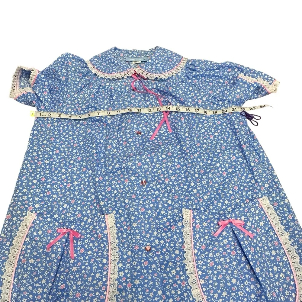 Vintage Coffee Time nightgown House Dress Blue Floral‎ Lace Pockets Medium